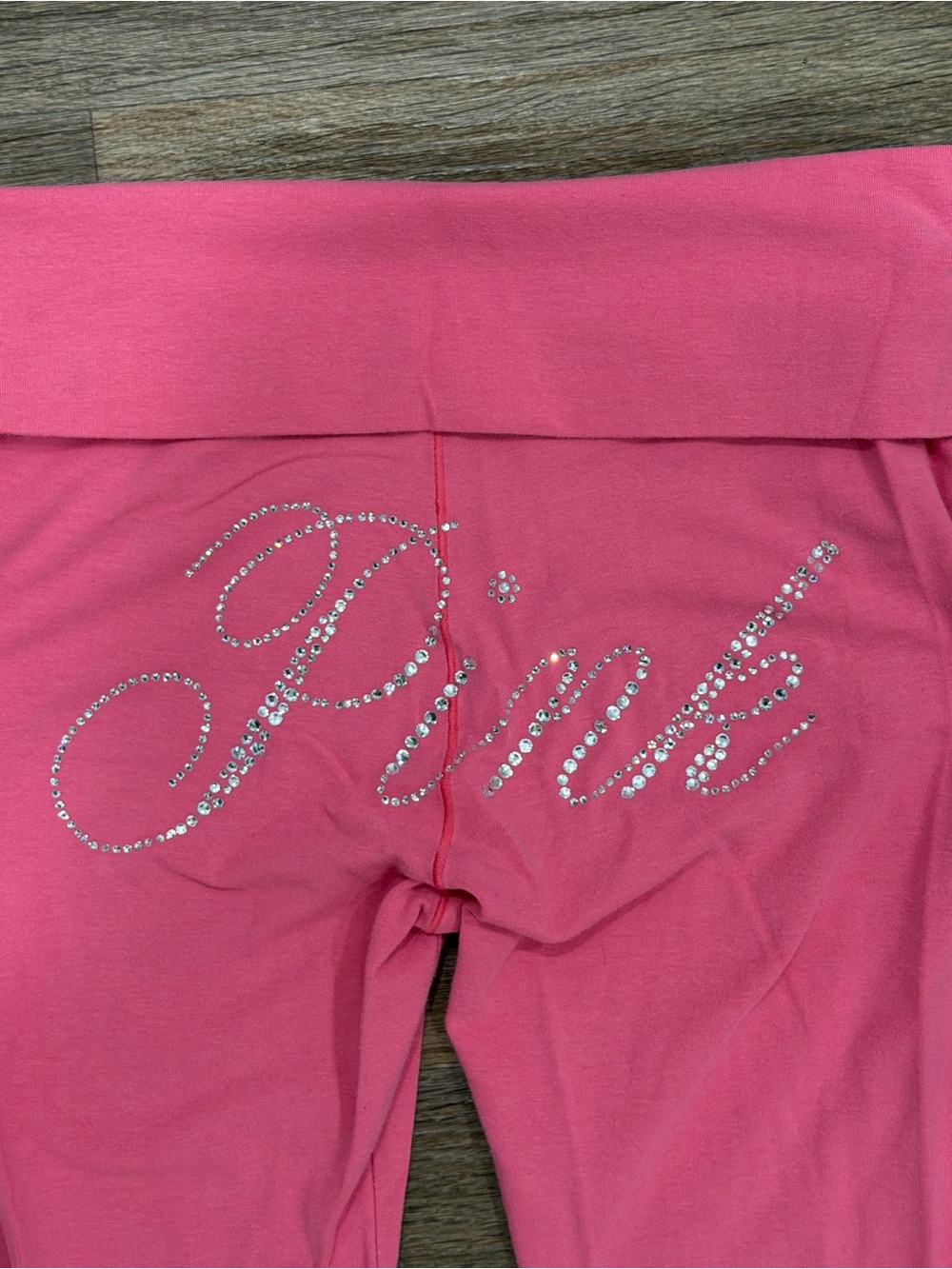 PINK Victoria's Secret Hot Pink Logo Leggings & Crop Tank Set - Picture 5 of 9